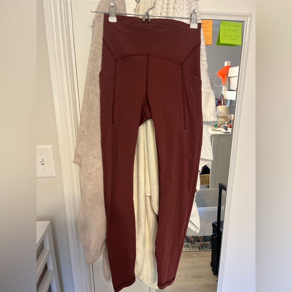 Never Worn Lulu Lemon leggings!!!